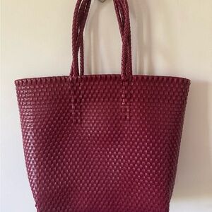 Mimmi Traveller Tote in Amarena